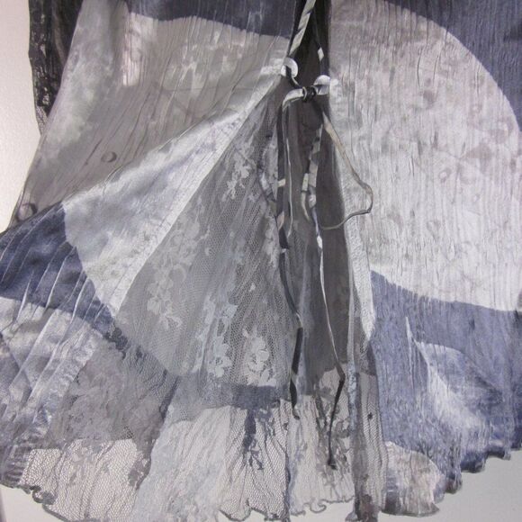 Komarov Womens Size M Button Up Blouse with Lace Up Back - Picture 7 of 14